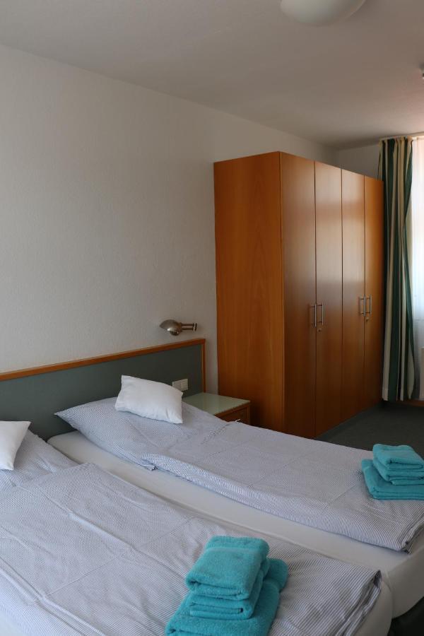 Gaestehaus Germania 万根沃格 外观 照片